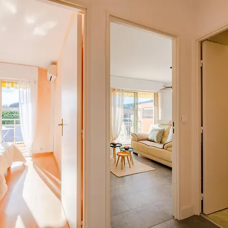 Apartment Le Riviera By Interhome