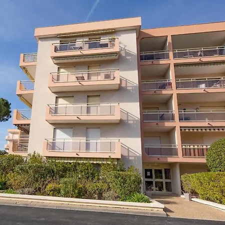 Apartment Le Riviera By Interhome Sainte-Maxime